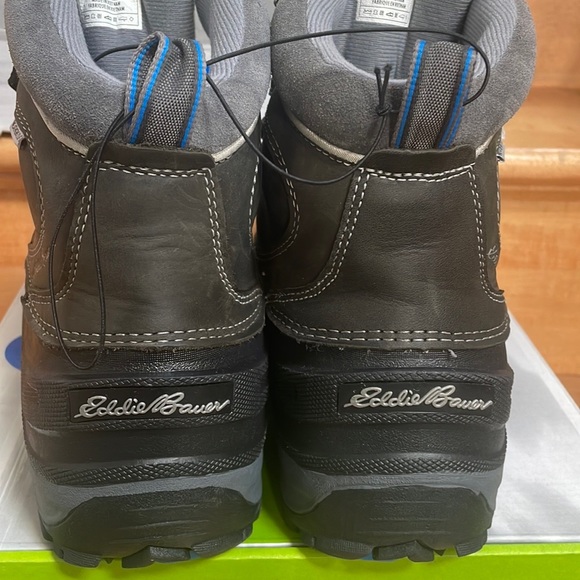 Eddie Bauer - Men's Snowfoil Winter Boots - Picture 7 of 9